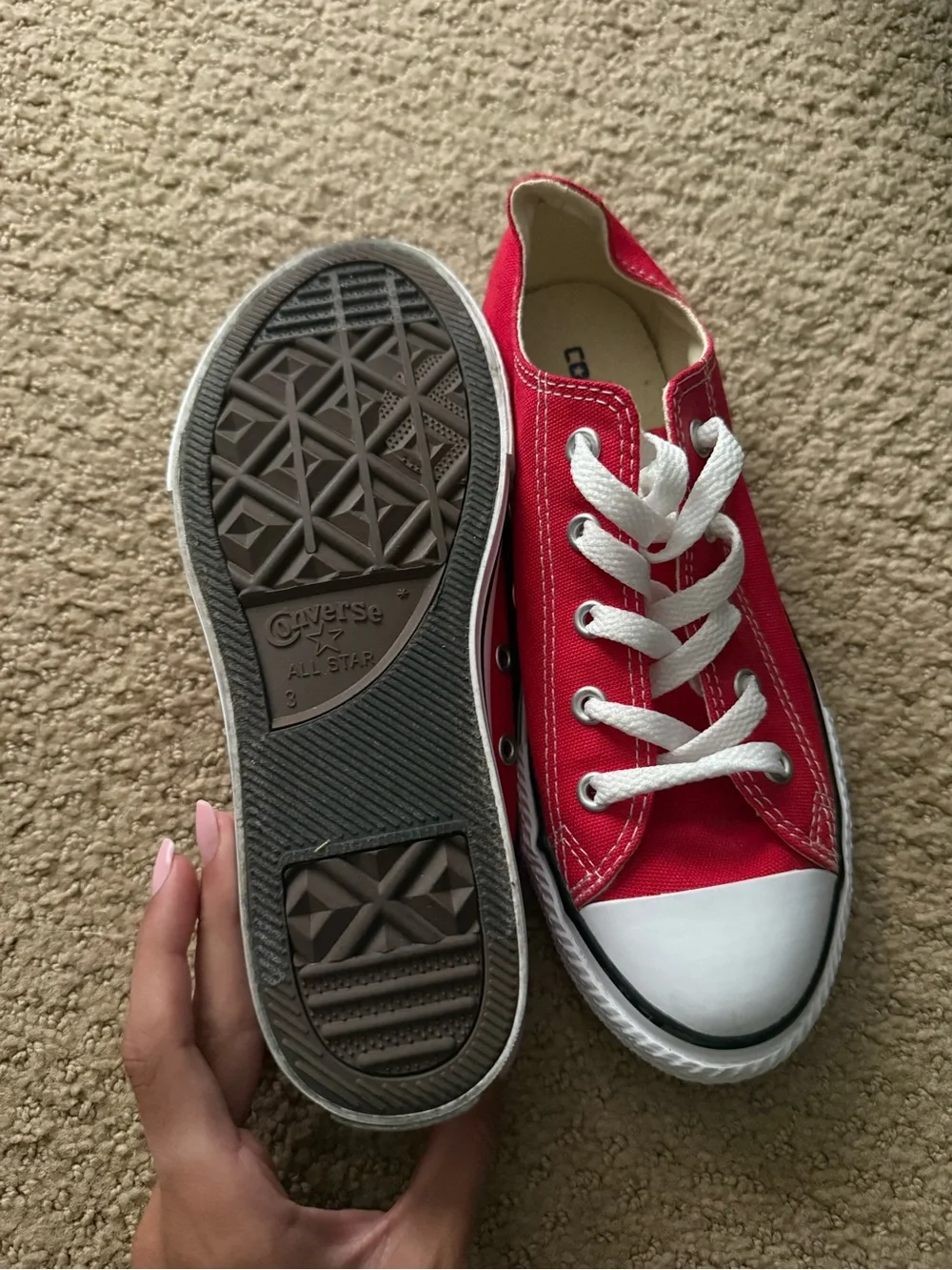 Red low top converse